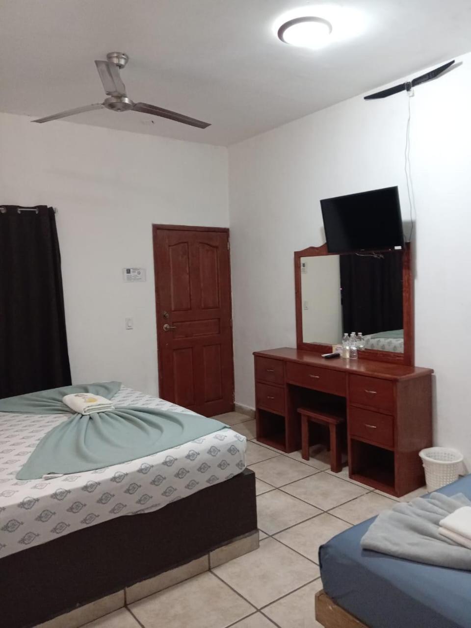 Hotel Colonos Los Cabos Cabo San Lucas Dış mekan fotoğraf